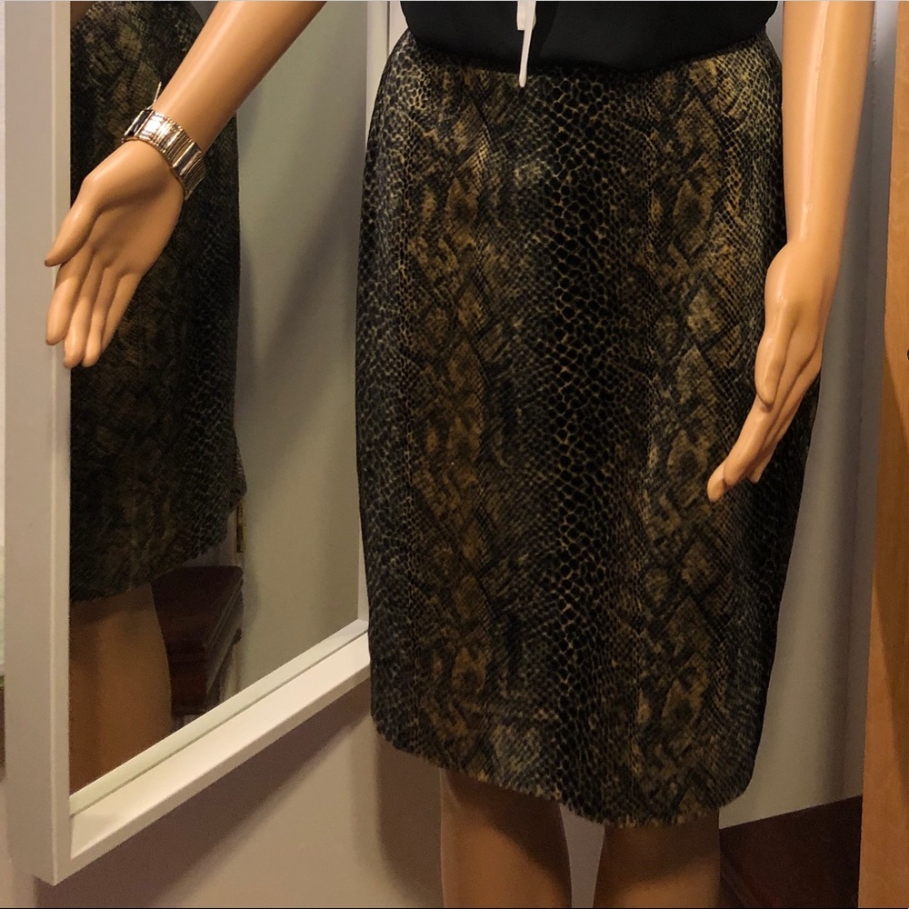 Harve Benard- Animal Print Skirt
